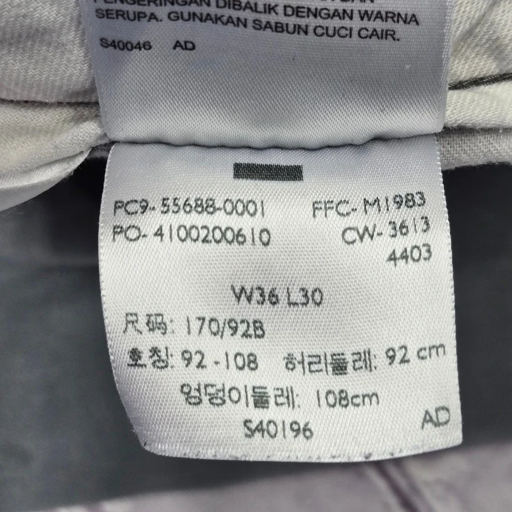 Levi Strauss & Co Mens Chino Pants Gray Straight Leg 36x30‎ Casual CW-3613